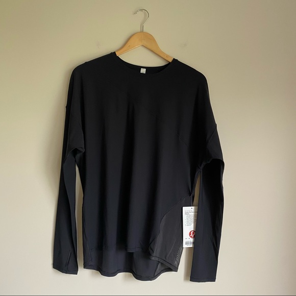 lululemon Cross The Day Long Sleeve (NWT) - Picture 4 of 9